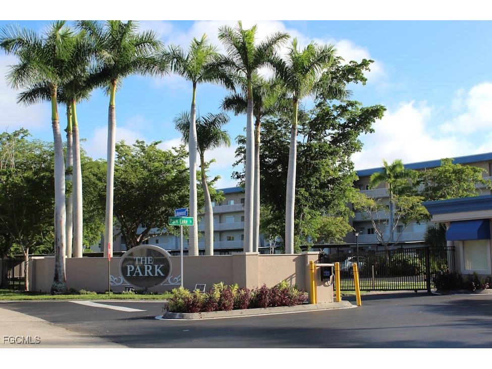 14931 Park Lake Drive #104 Fort Myers FL 33919 2025012636 image1