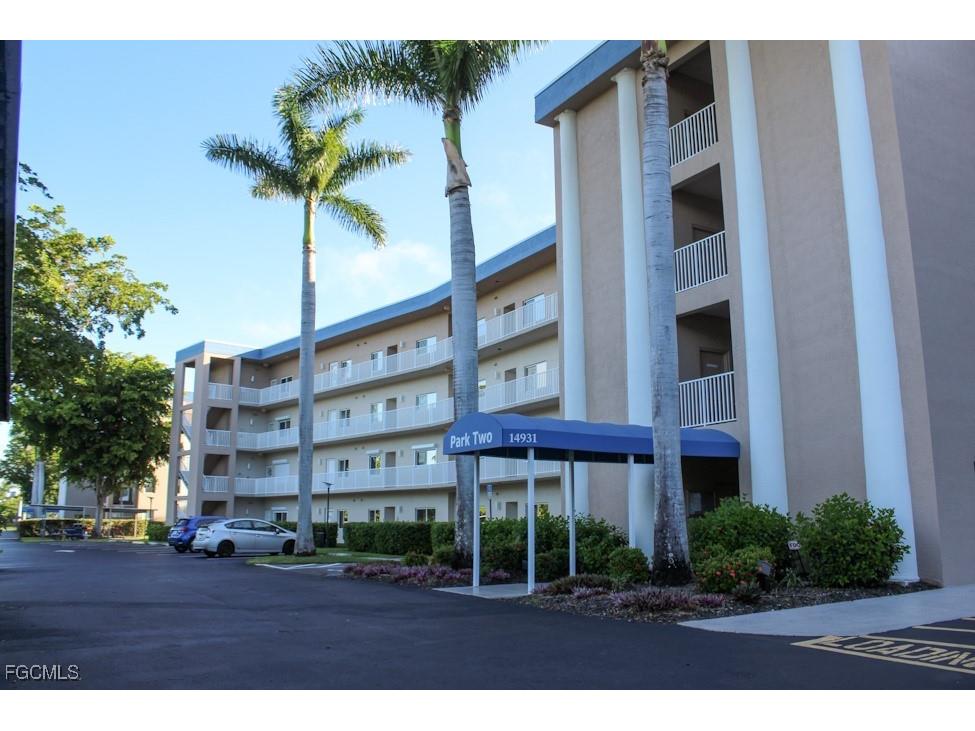 14931 Park Lake Drive #104 Fort Myers FL 33919 2025012636 image3