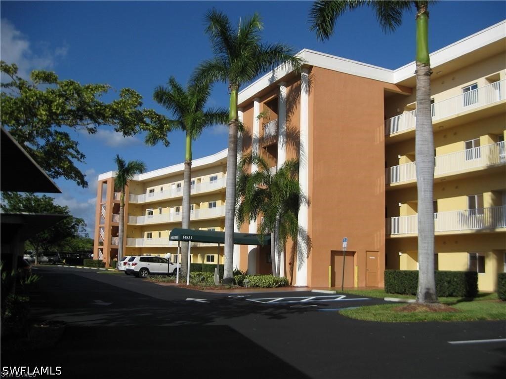 14931 Park Lake Drive #105 Fort Myers FL 33919 226021148 image2