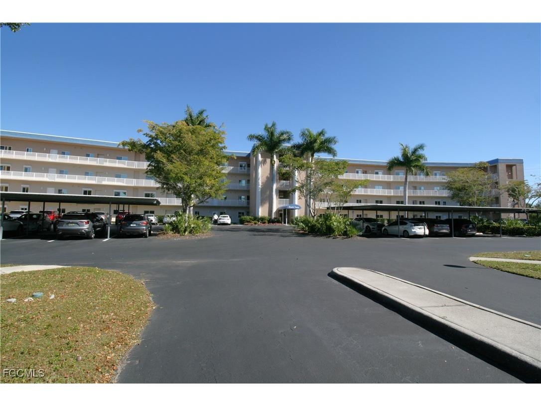 14931 Park Lake Drive #303 Fort Myers FL 33919 2026005213 image3