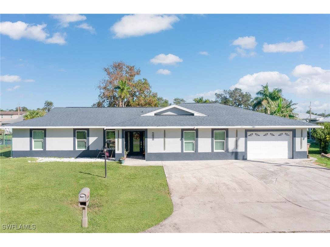 14932 Randolph Drive Fort Myers FL 33905 224086088 image1