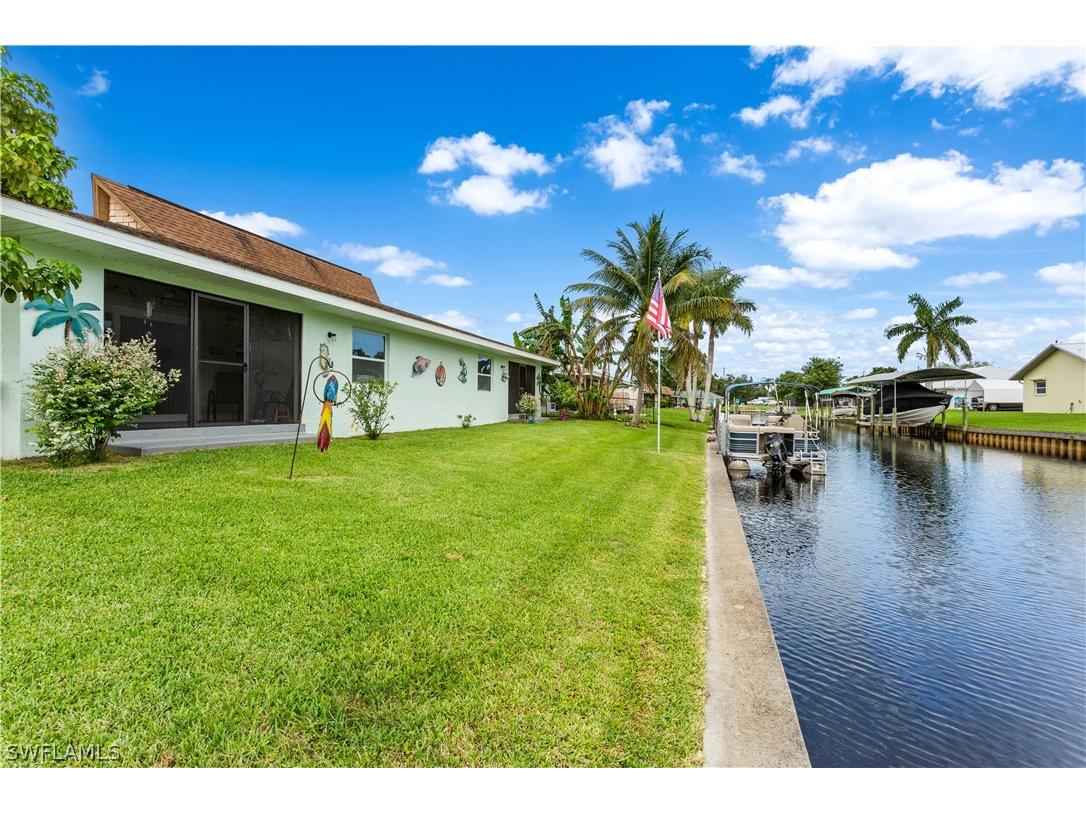 14937/14939 Wise Way Fort Myers FL 33905 224062503 image1