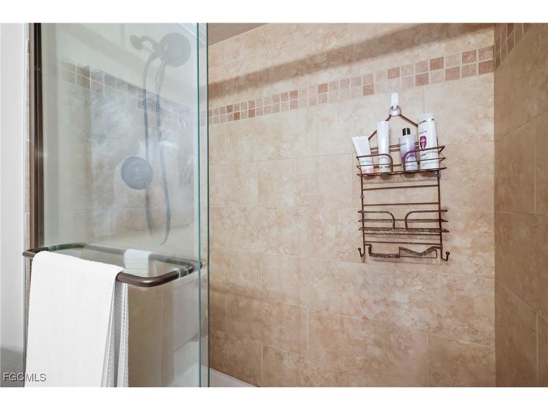 14941 Hole In 1 Circle #304 Fort Myers FL 33919 2025017537 image22