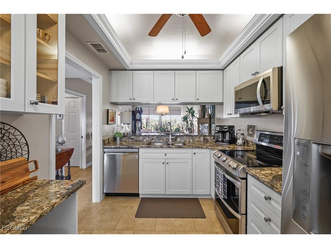 14941 Hole In 1 Circle #304 Fort Myers FL 33919 2025017537 image8