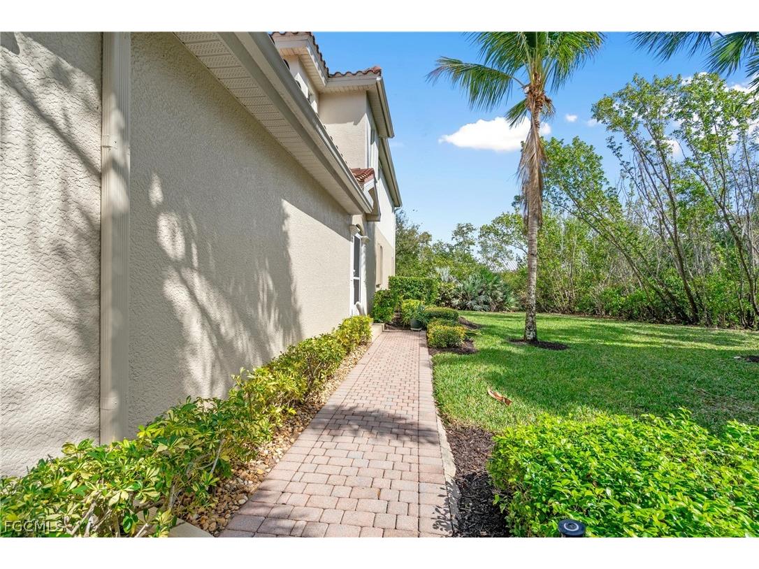 14941 Reflection Key Circle #622 Fort Myers FL 33907 2026010313 image2
