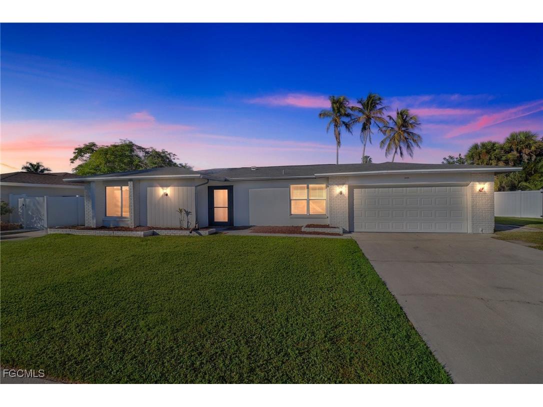 1495 Charmont Place Fort Myers FL 33919 2026000217 image1