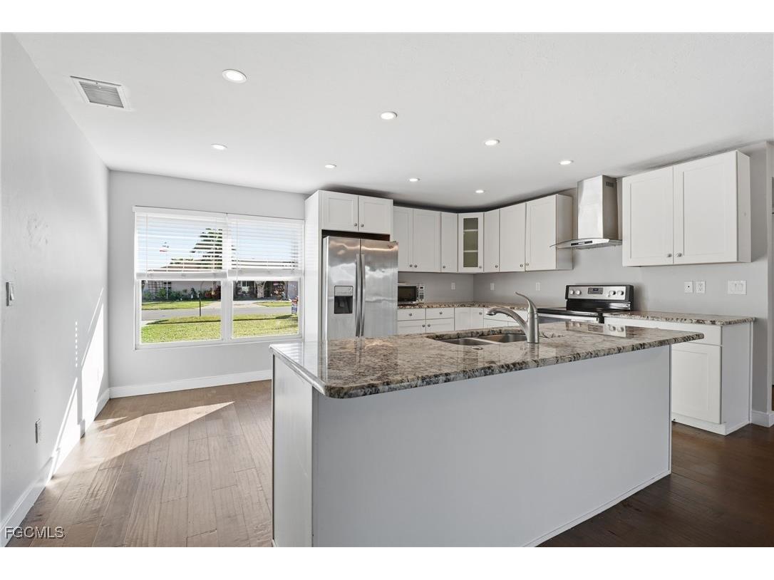 1495 Charmont Place Fort Myers FL 33919 2026000217 image12