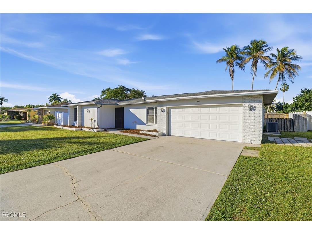 1495 Charmont Place Fort Myers FL 33919 2026000217 image37