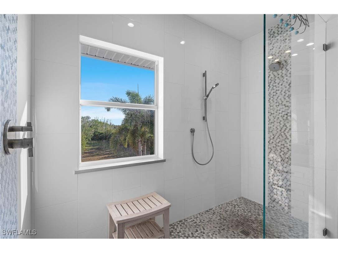 1495 Gordon River Lane Naples FL 34104 225018207 image23