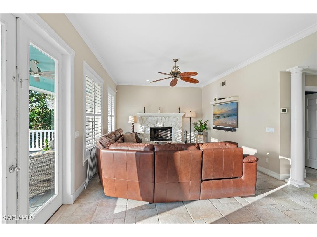 1495 Gordon River Lane Naples FL 34104 225018207 image8