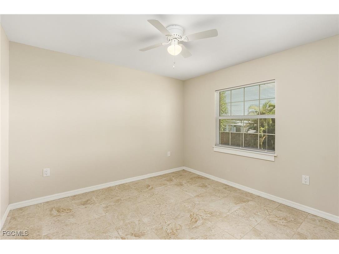 14962 Wise Way Fort Myers FL 33905 2025014063 image9