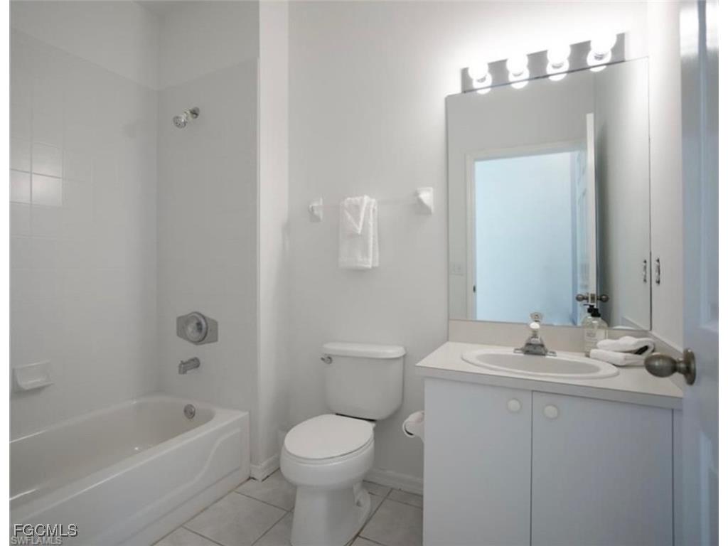 14970 Vista View Way #301 Fort Myers FL 33919 2025022040 image11