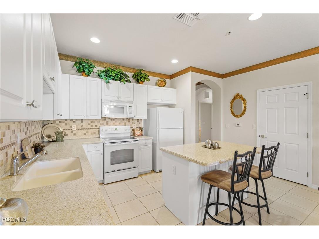 14981 Reflection Key Circle #335 Fort Myers FL 33907 2025015621 image14