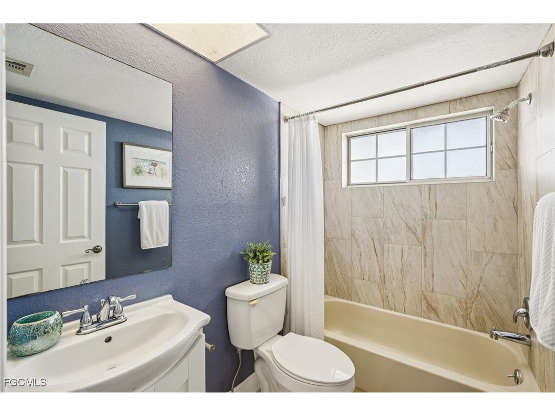 14983 Rivers Edge Court #230 Fort Myers FL 33908 2025014698 image18