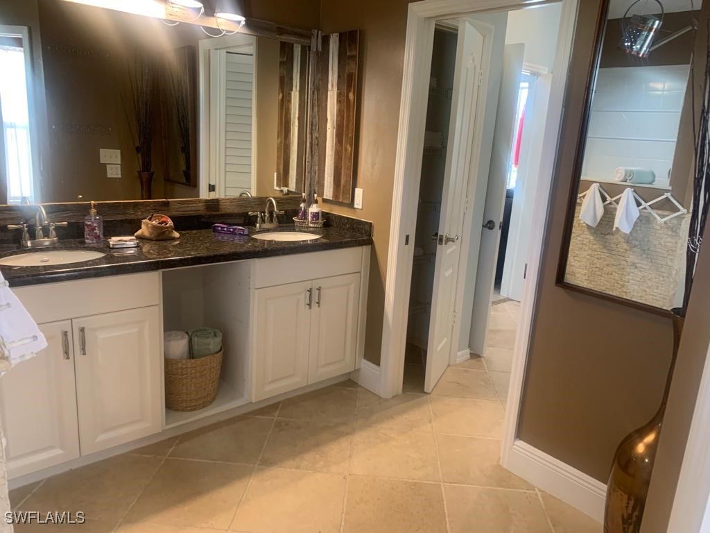 1499 Vintage Ln Naples FL 34104 225065873 image18