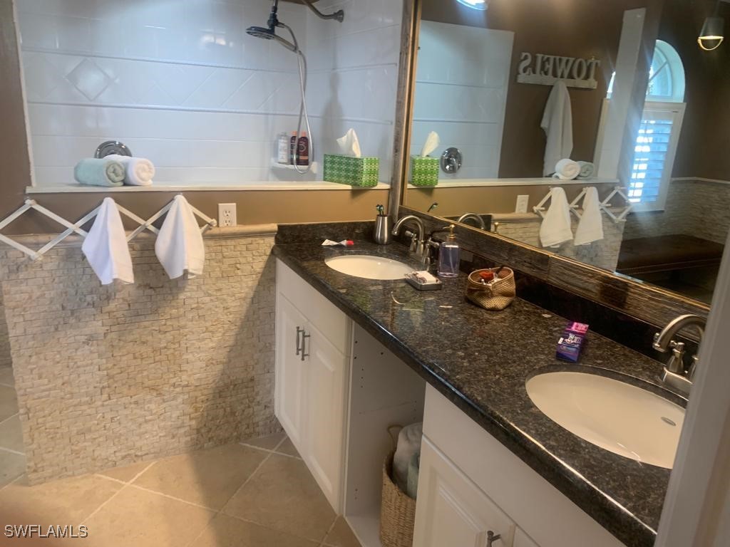 1499 Vintage Ln Naples FL 34104 225065873 image19