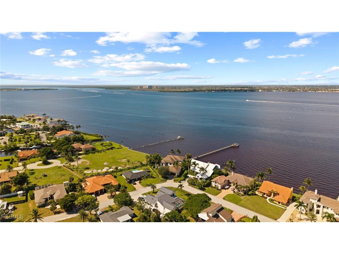 14994 Bonaire Circle Fort Myers FL 33908 2025015932 image15