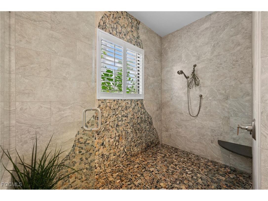 14994 Bonaire Circle Fort Myers FL 33908 2025015932 image20