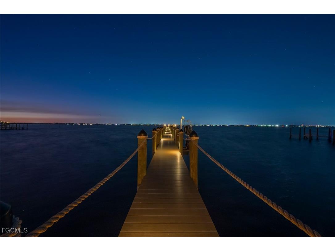 14994 Bonaire Circle Fort Myers FL 33908 2025015932 image3