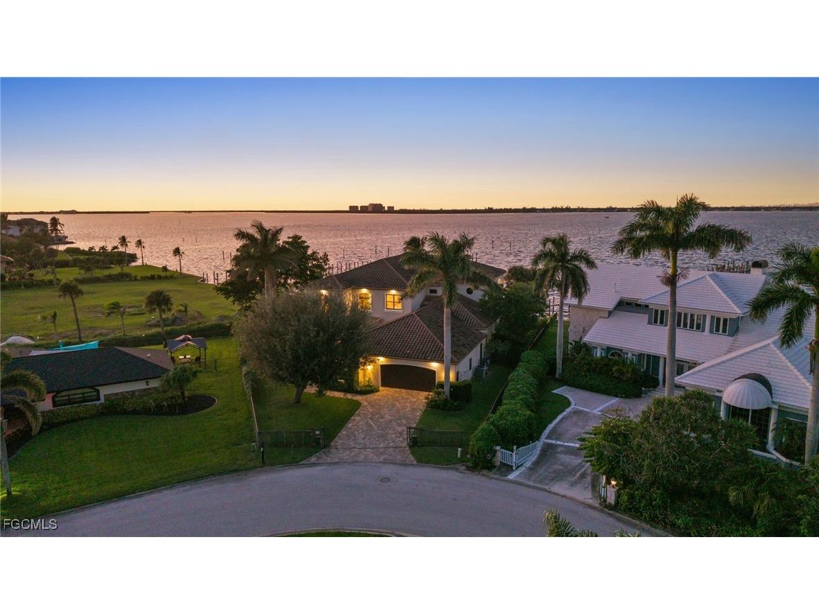 14994 Bonaire Circle Fort Myers FL 33908 2025015932 image44