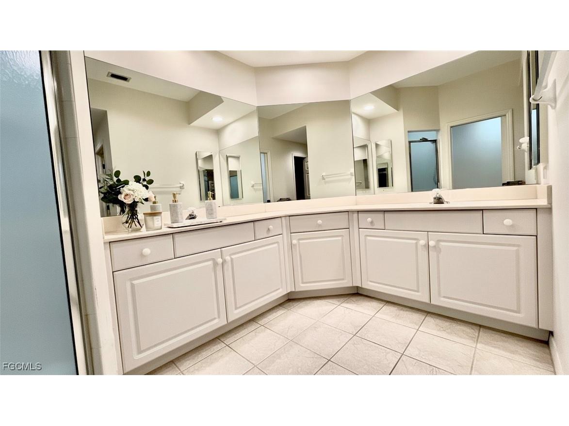 14999 Rivers Edge Court #202 Fort Myers FL 33908 2025024667 image5