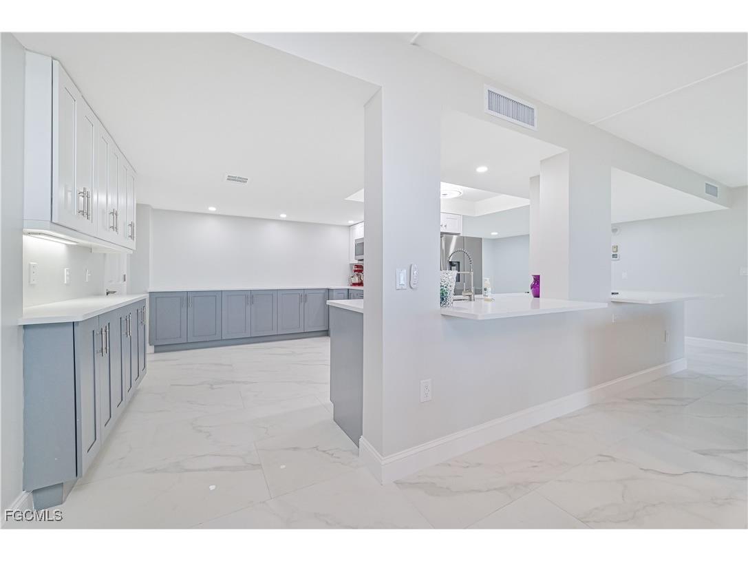 15 Bluebill Avenue #1004 Naples FL 34108 2025020284 image14