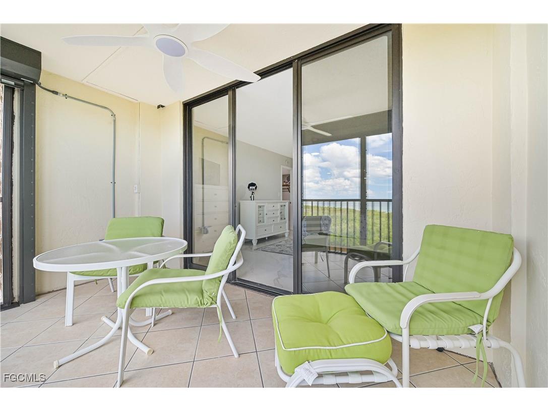 15 Bluebill Avenue #1004 Naples FL 34108 2025020284 image25