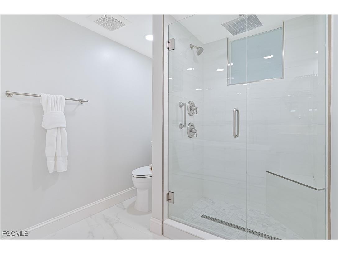 15 Bluebill Avenue #1004 Naples FL 34108 2025020284 image27