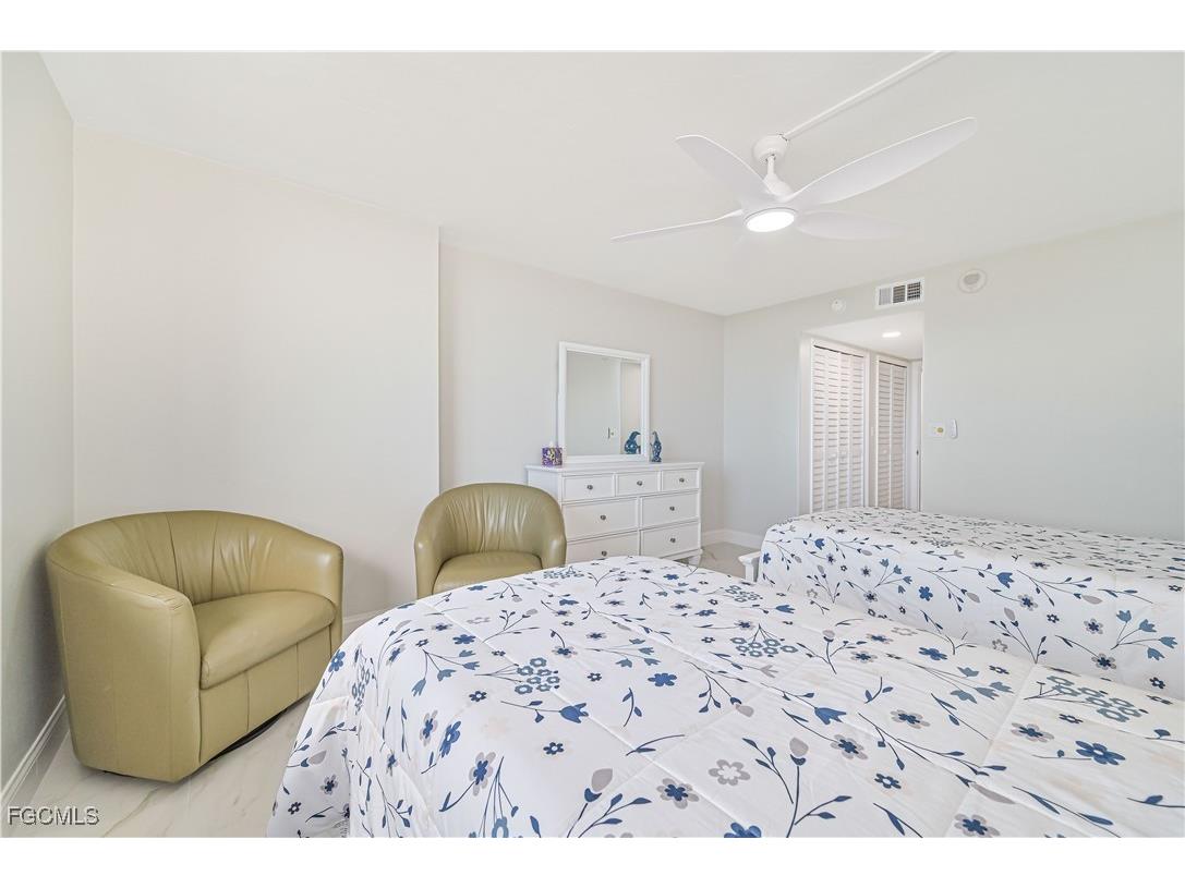 15 Bluebill Avenue #1004 Naples FL 34108 2025020284 image30