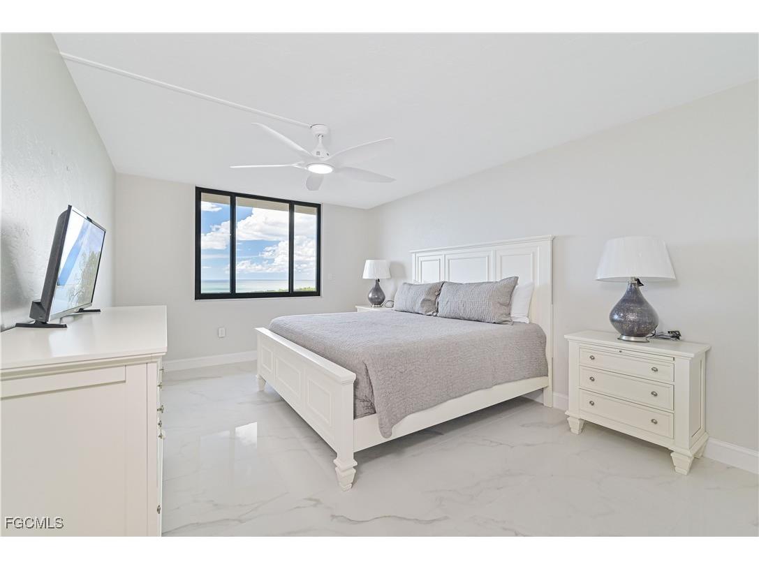 15 Bluebill Avenue #1004 Naples FL 34108 2025020284 image33