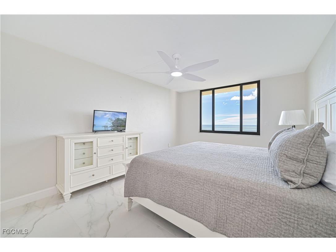 15 Bluebill Avenue #1004 Naples FL 34108 2025020284 image34