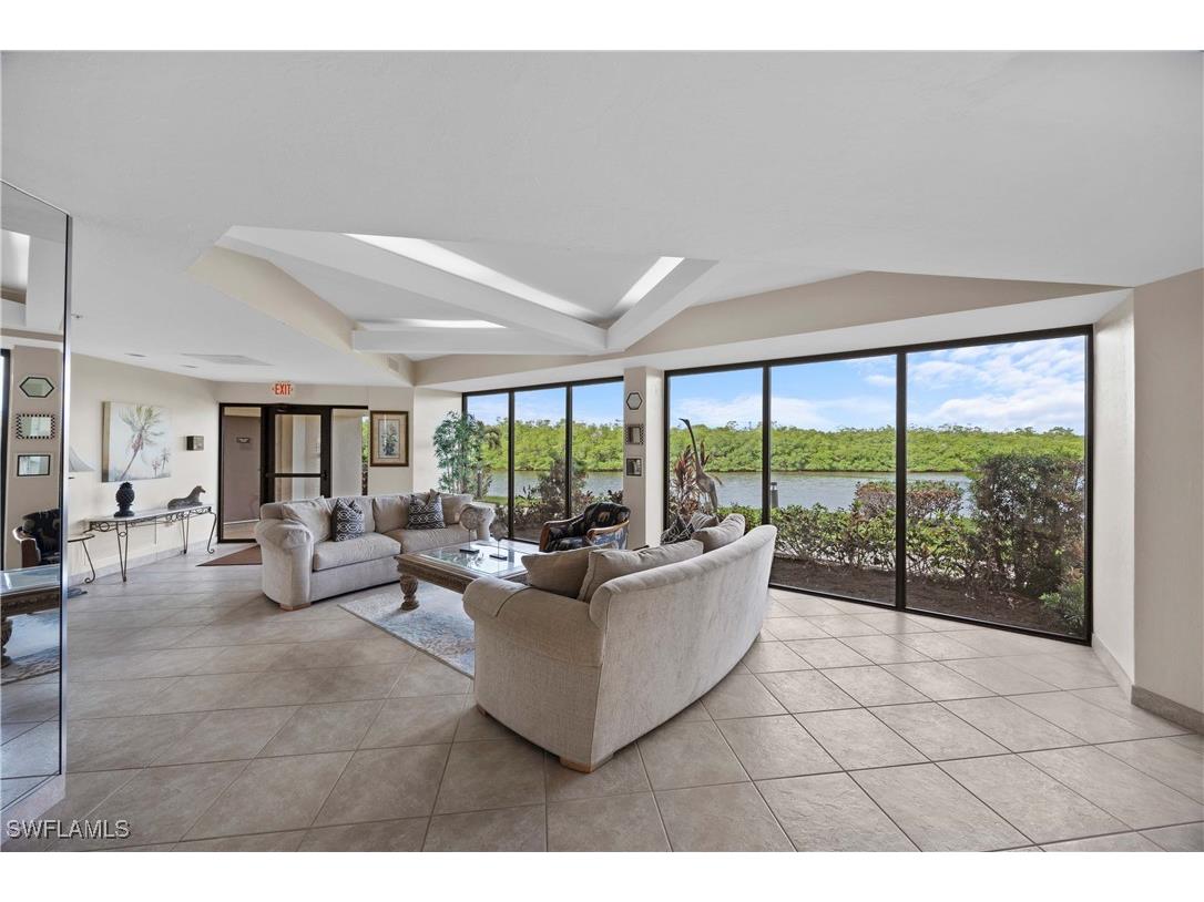 15 Bluebill Avenue #103AA Naples FL 34108 225059588 image15