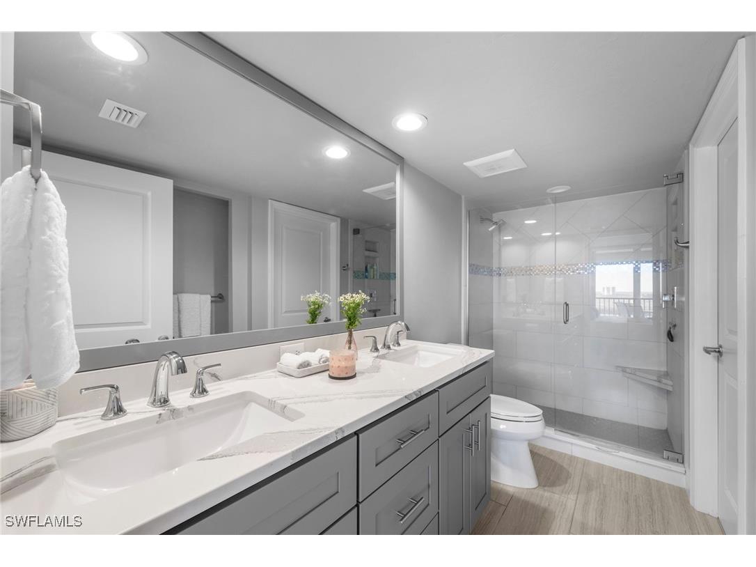 15 Bluebill Avenue #1105 Naples FL 34108 225077312 image26