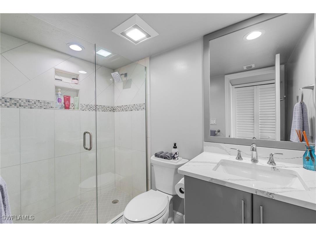 15 Bluebill Avenue #1105 Naples FL 34108 225077312 image32