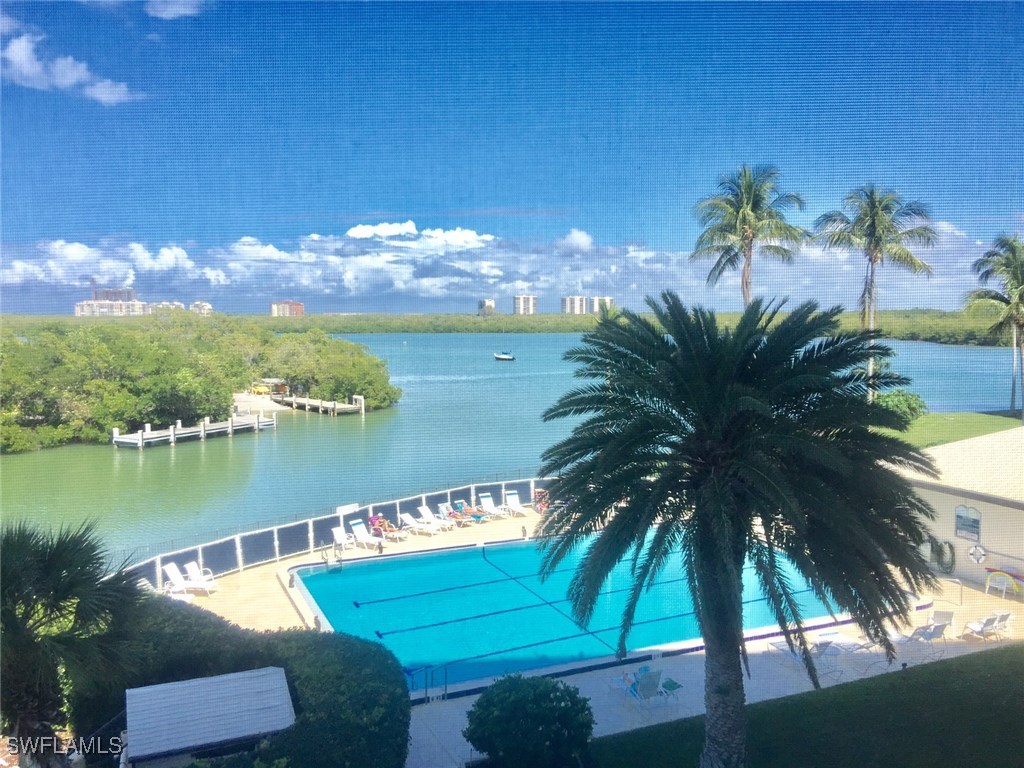 15 Bluebill Avenue #205 Naples FL 34108 225073930 image1