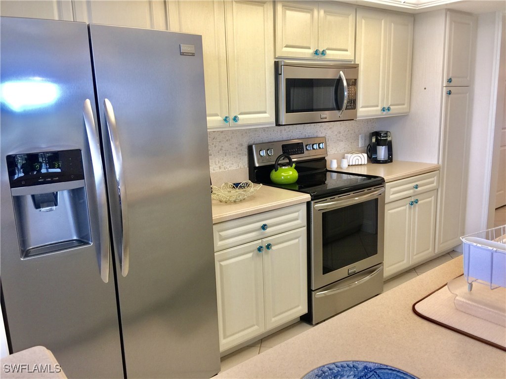 15 Bluebill Avenue #205 Naples FL 34108 225073930 image12