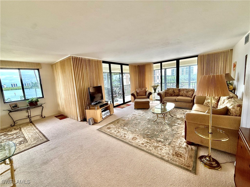15 Bluebill Avenue #206 Naples FL 34108 226002833 image3