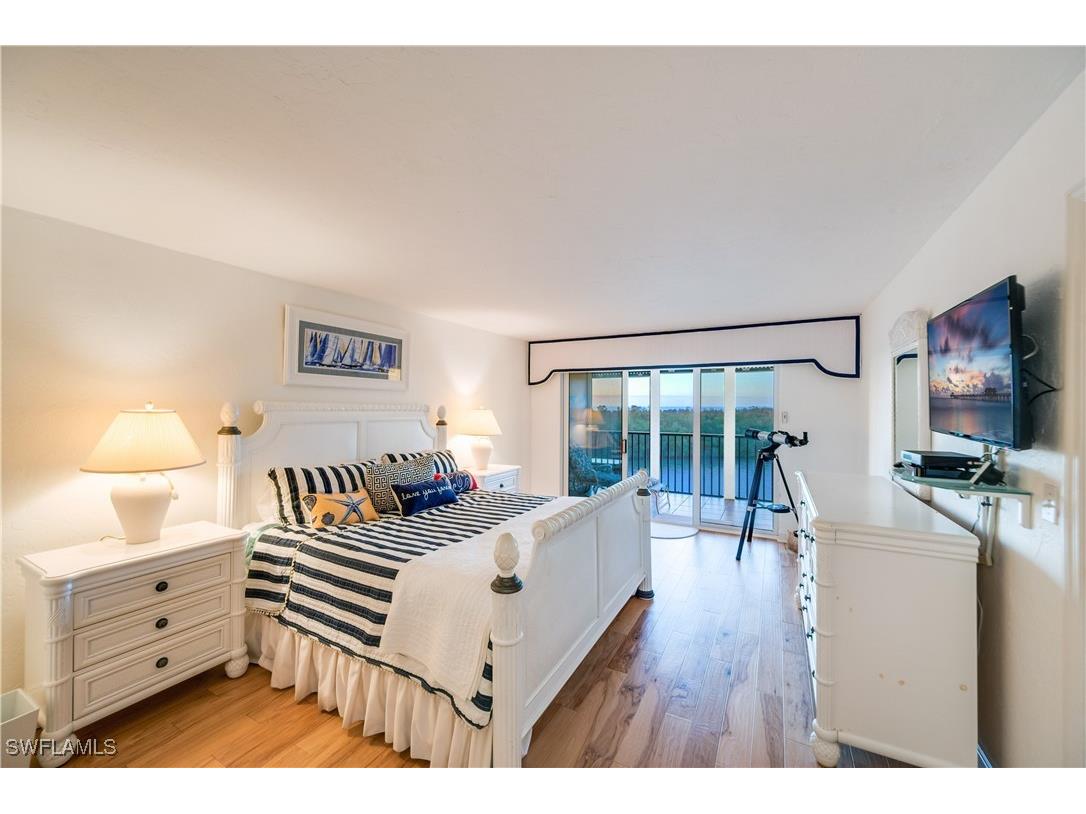 15 Bluebill Avenue #304 Naples FL 34108 225008282 image14