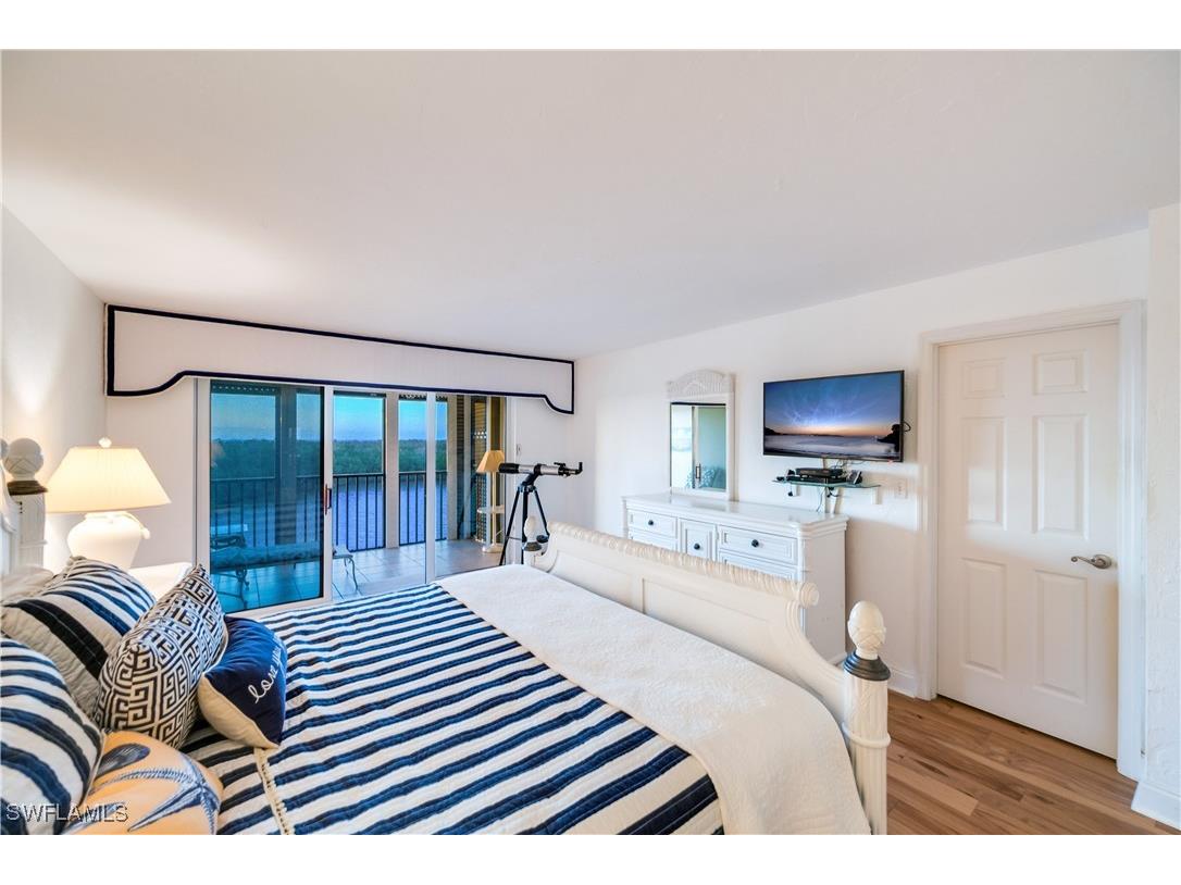 15 Bluebill Avenue #304 Naples FL 34108 225008282 image15