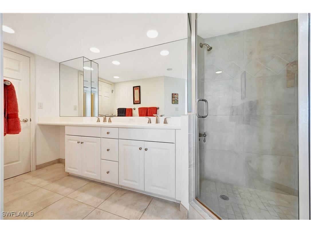 15 Bluebill Avenue #304 Naples FL 34108 225008282 image20