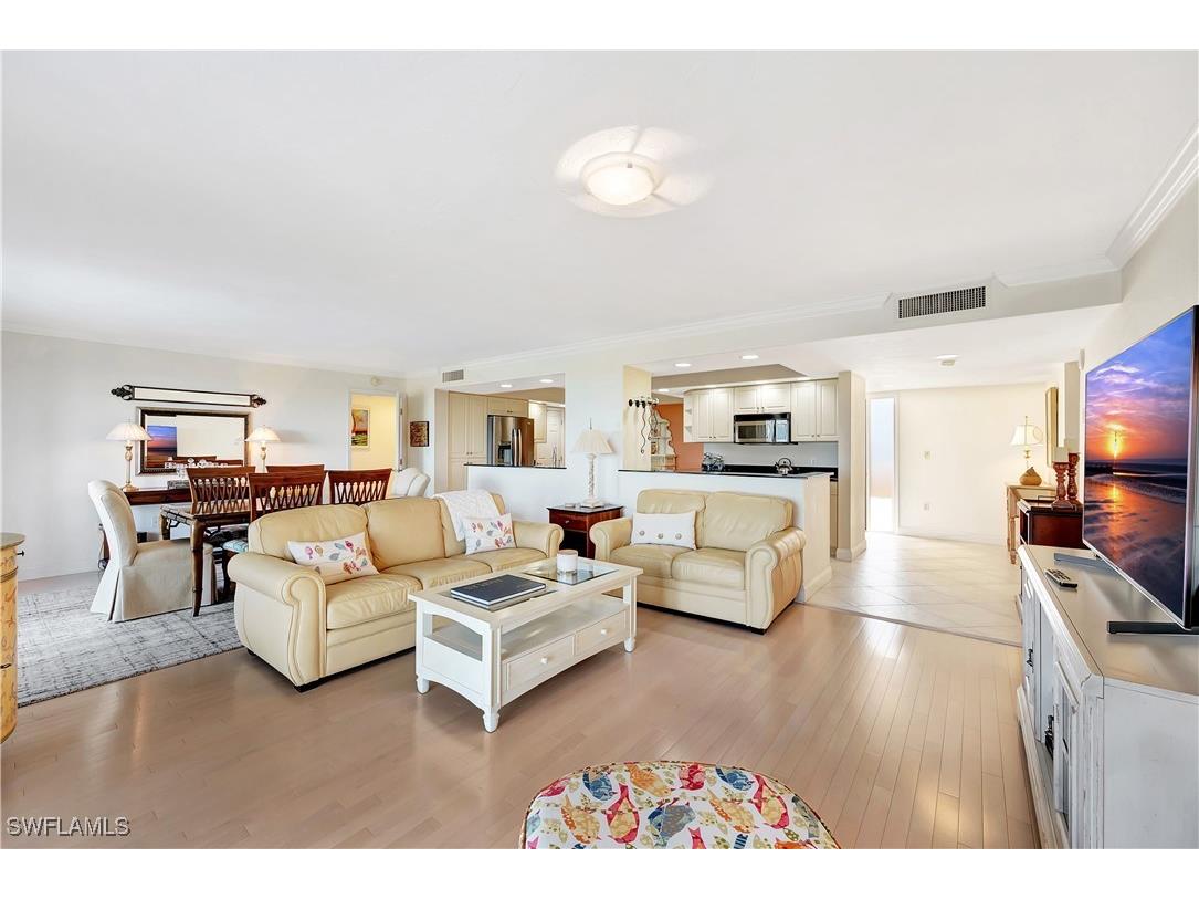 15 Bluebill Avenue #304 Naples FL 34108 225008282 image24