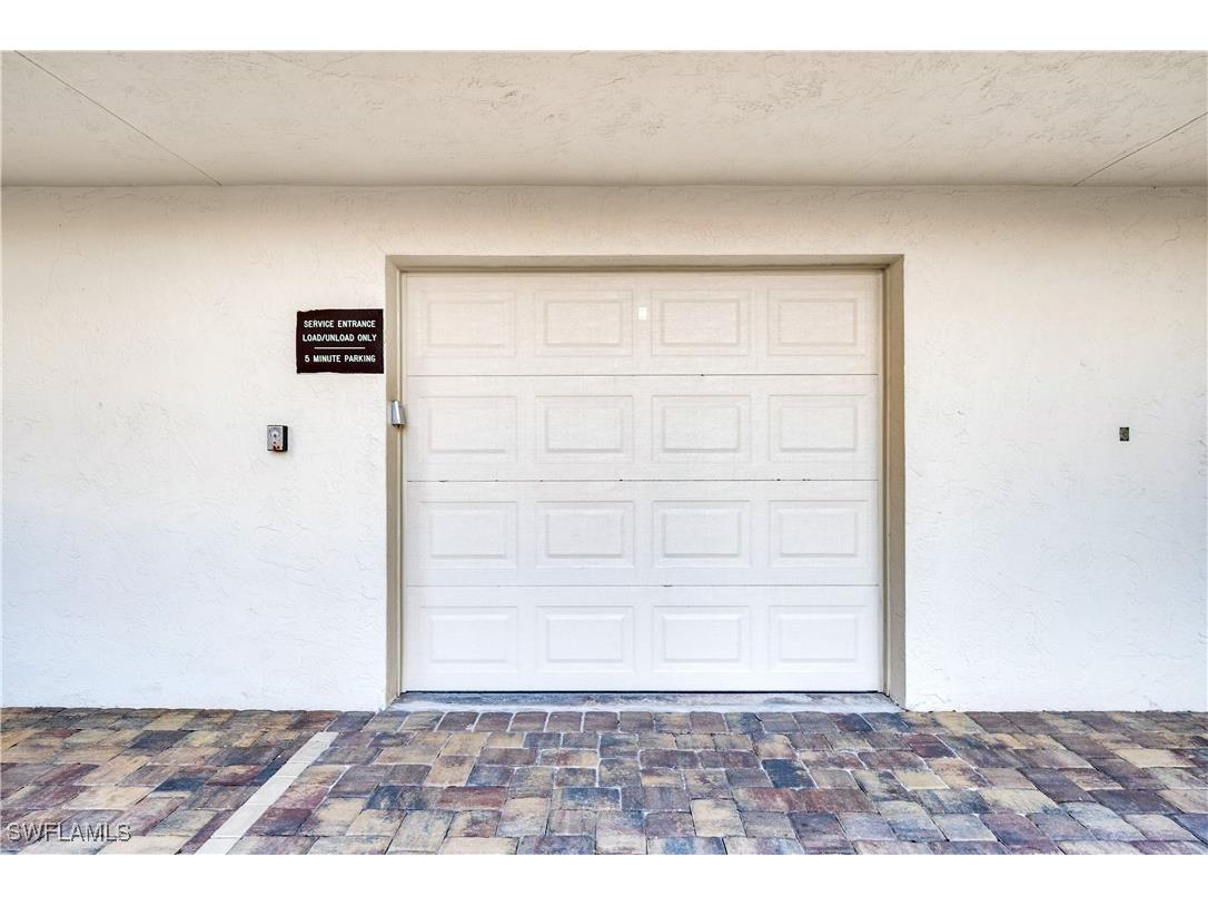 15 Bluebill Avenue #304 Naples FL 34108 225008282 image6