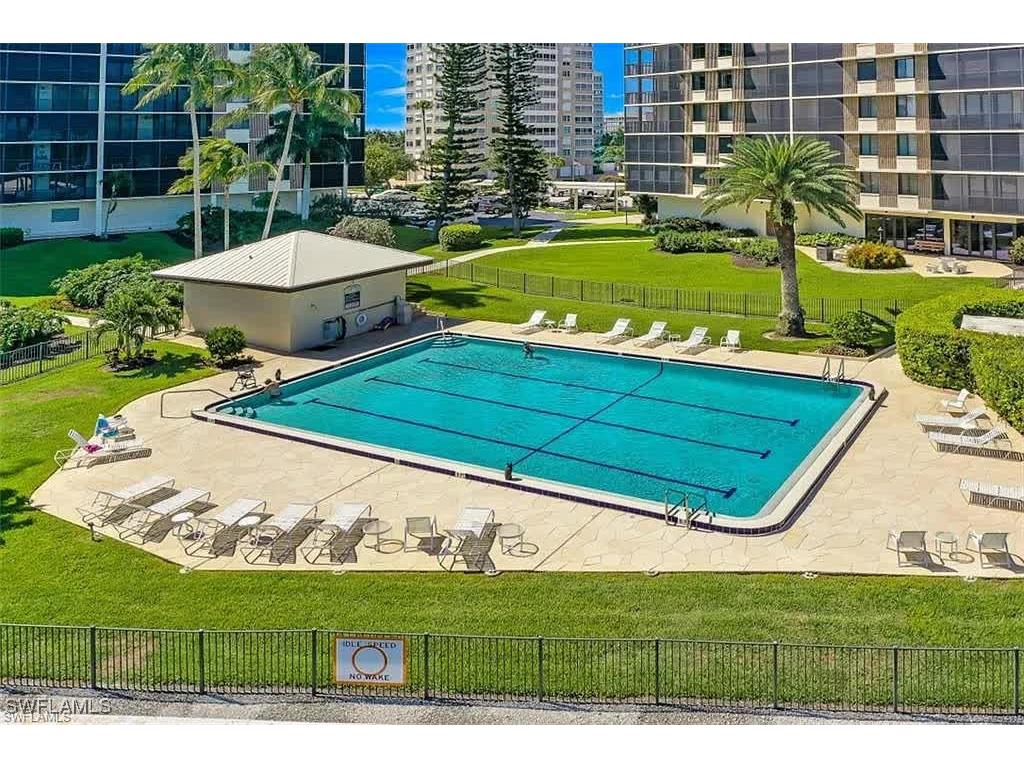 15 Bluebill Avenue #304 Naples FL 34108 225008282 image8