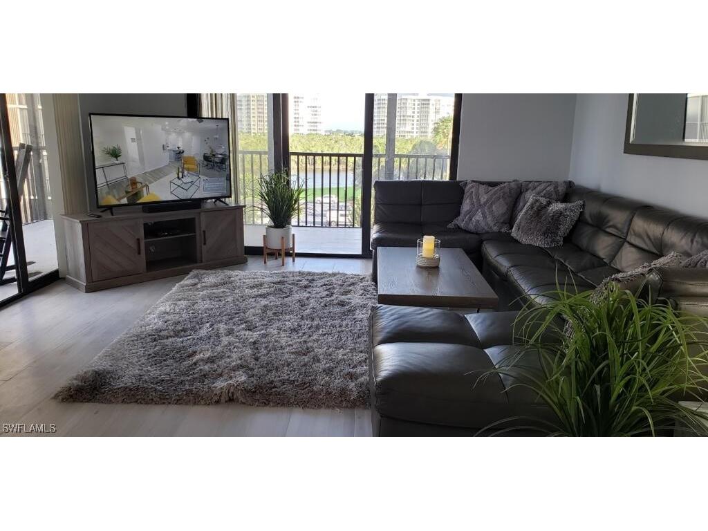15 Bluebill Avenue #406 Naples FL 34108 225076533 image2