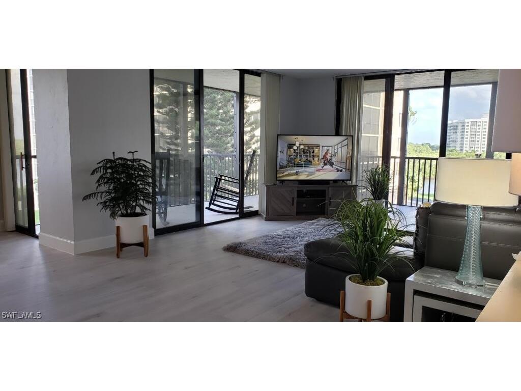 15 Bluebill Avenue #406 Naples FL 34108 225076534 image3