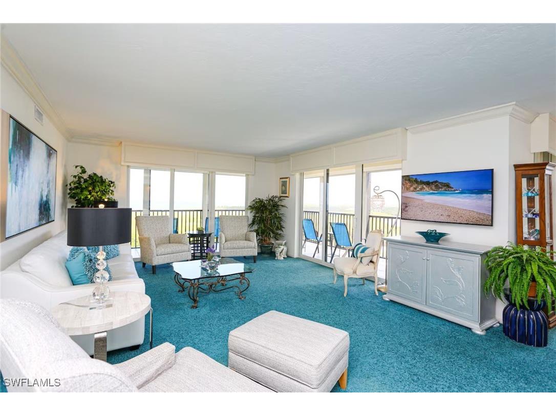 15 Bluebill Avenue #805 Naples FL 34108 226000342 image2