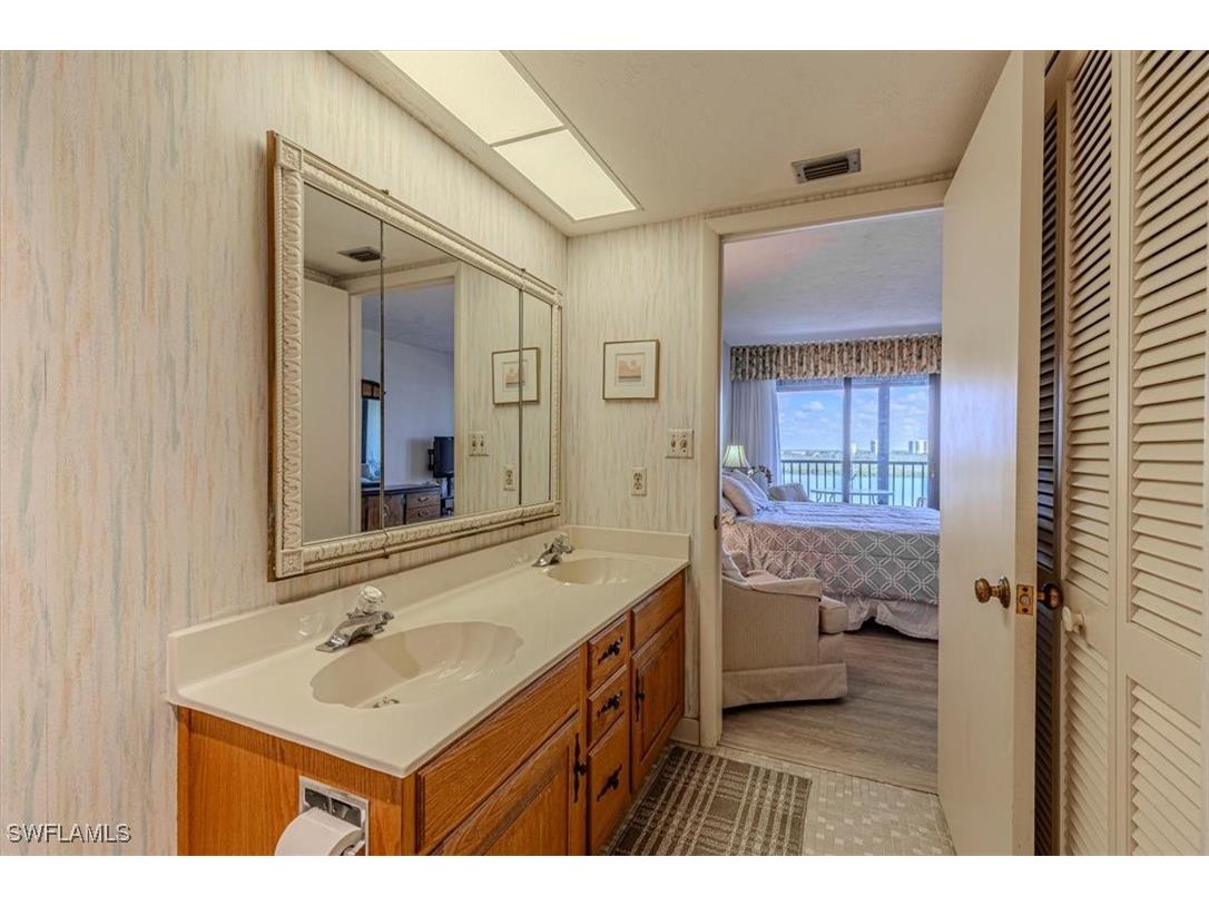15 Bluebill Avenue #806 Naples FL 34108 225080118 image21