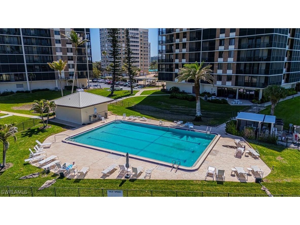 15 Bluebill Avenue #806 Naples FL 34108 225080118 image28