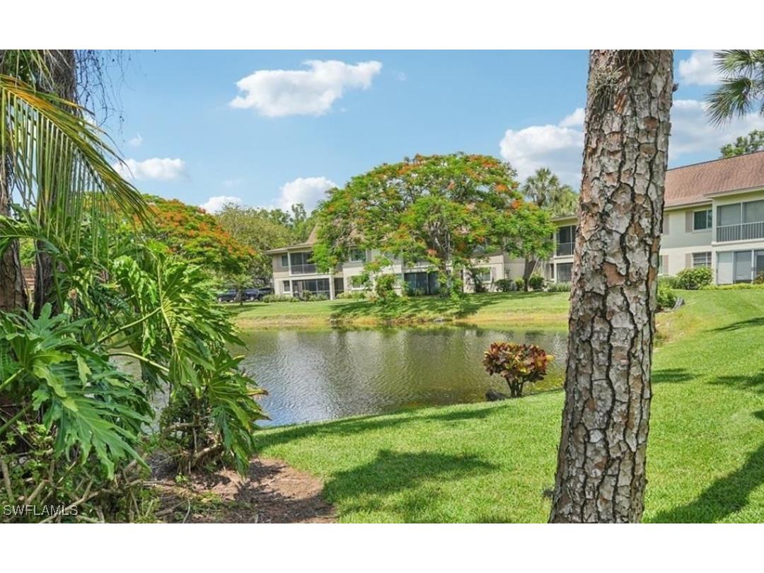 15 Bob O Link Court #15B Naples FL 34105 225075984 image1