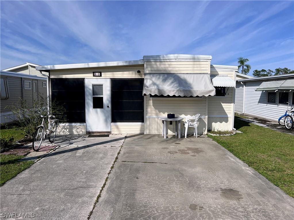 15 Fountain View Boulevard North Fort Myers FL 33903 224006880 image1